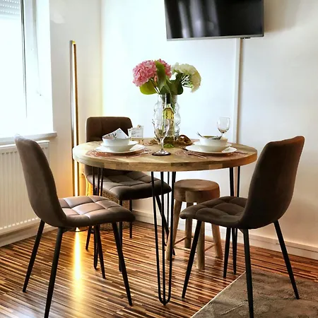 Apartment A - Parken, Stilvoll, Modern&cozy Im Zentrum Von *