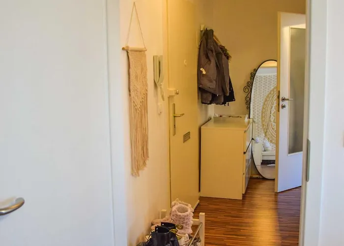 A - Parken, Stilvoll, Modern & Cozy Im Zentrum Von 아파트