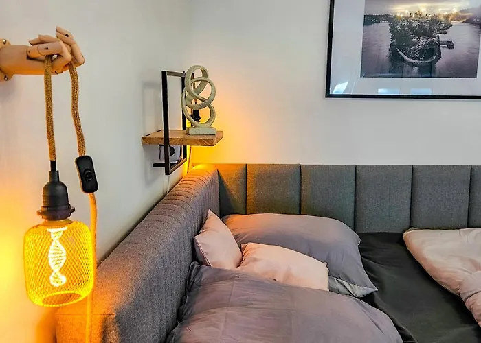 A - Parken, Stilvoll, Modern & Cozy Im Zentrum Von 아파트 *