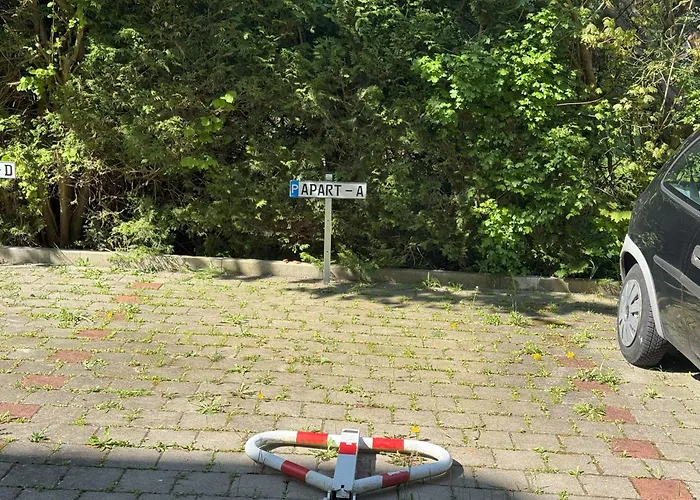 A - Parken, Stilvoll, Modern & Cozy Im Zentrum Von 아파트 *
